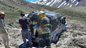 Al rayo del sol y sin señal, la odisea de una familia de Estados Unidos que quedó varada en Neuquén