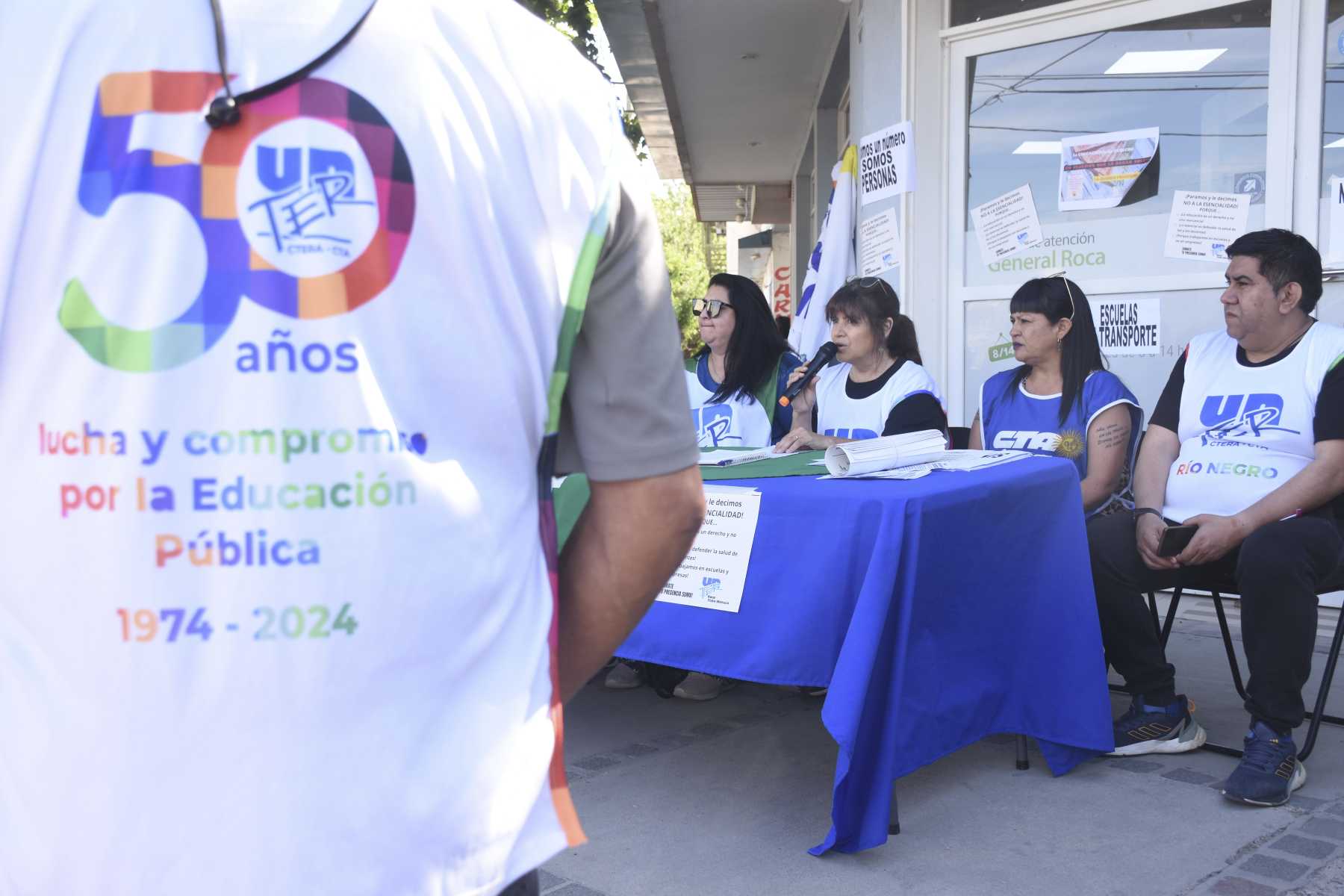 En Roca, la Unter reclamó por el control de las licencias médicas. Crédito Alejandro Carnevale.