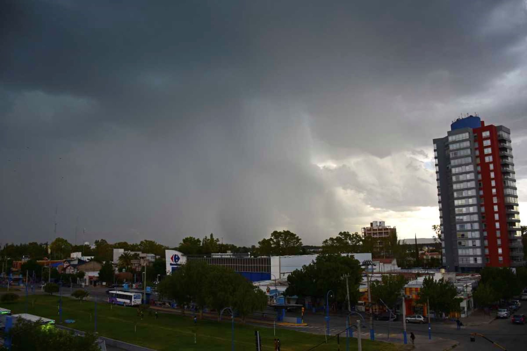 Alerta por tormenta en Río Negro. . Foto: Archivo Andrés Maripe. 