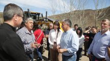 Imagen de Rolando Figueroa visitó el pueblo del extremo norte de Neuquén y les pidió perdón a sus habitantes