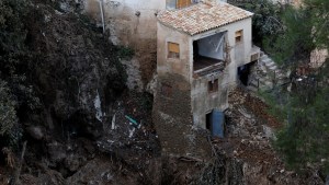 Se eleva a 72 el número de muertos en inundaciones en España