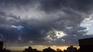 Alerta por tormentas en Río Negro este lunes, ¿habrá lluvias en el Alto Valle?