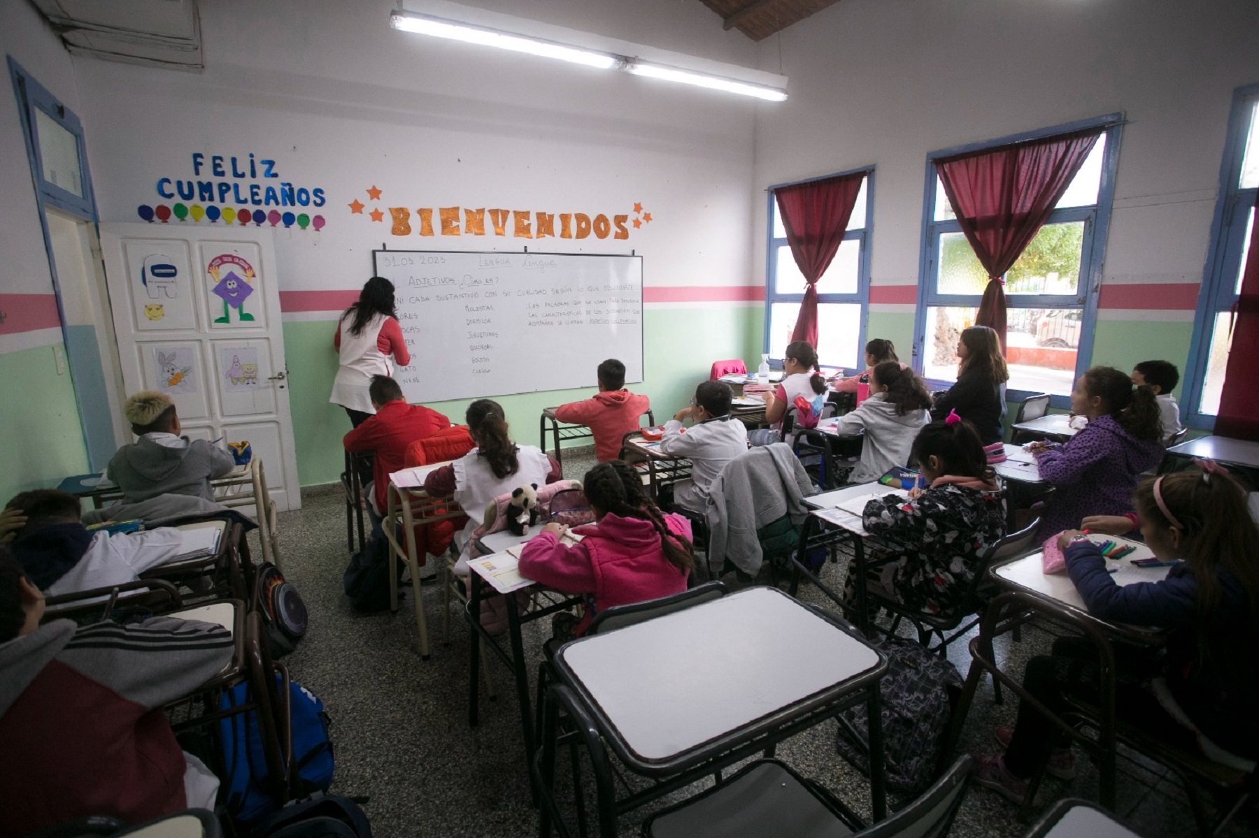 Los docentes que adhieran al paro tendrán inasistencia injustificada, según resolvió el gobierno provincial. Foto: Marcelo Ochoa. 