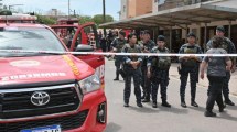 Imagen de Murió un hombre por el derrumbe en Villa Gesell:  sigue la búsqueda en los escombros del hotel