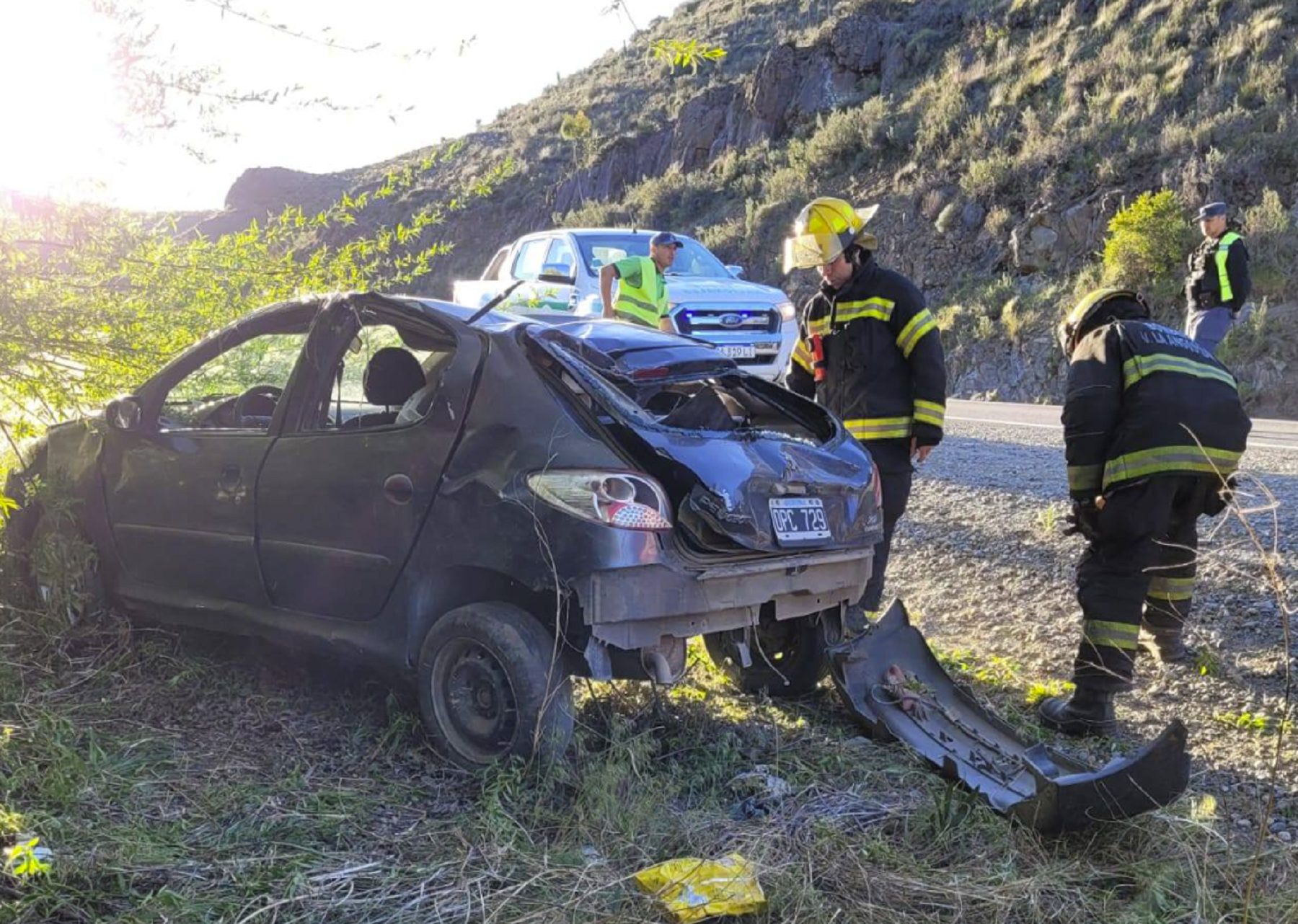 Impactante siniestro vial en la Ruta 237. Foto: Bomberos Villa La Angostura 
