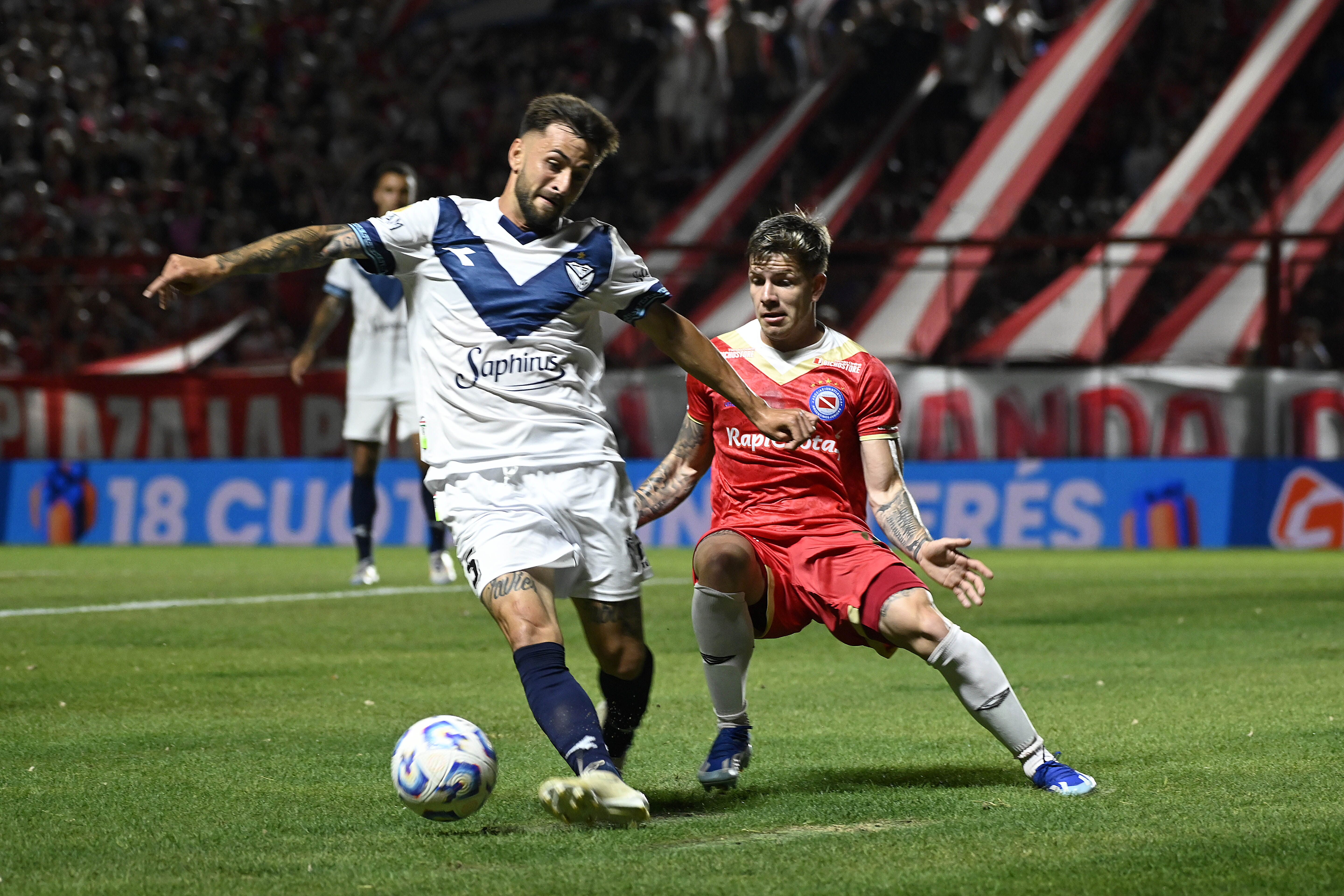 Vélez empató 1-1 con Argentinos en La Paternal y sumó su tercera igualdad seguida. 