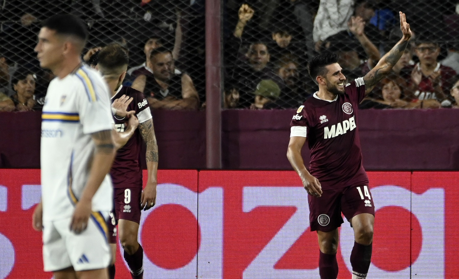 Eduardo Salvio habló tras el gol que le hizo a Boca con la camiseta de Lanús. Foto: FBaires.