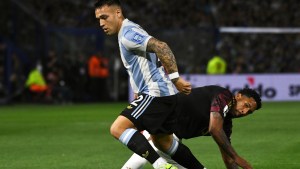 En vivo: Con un golazo de Lautaro Martínez, Argentina le gana a Perú en la Bombonera