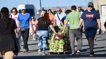 Imagen de En 13 fotos, un recorrido por el Mercado de Sabores que abrió hoy en Neuquén: qué se puede encontrar