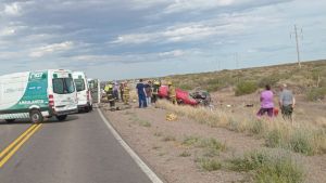 Dos muertos y varios heridos en un fuerte choque en Ruta 22 cerca de Challacó