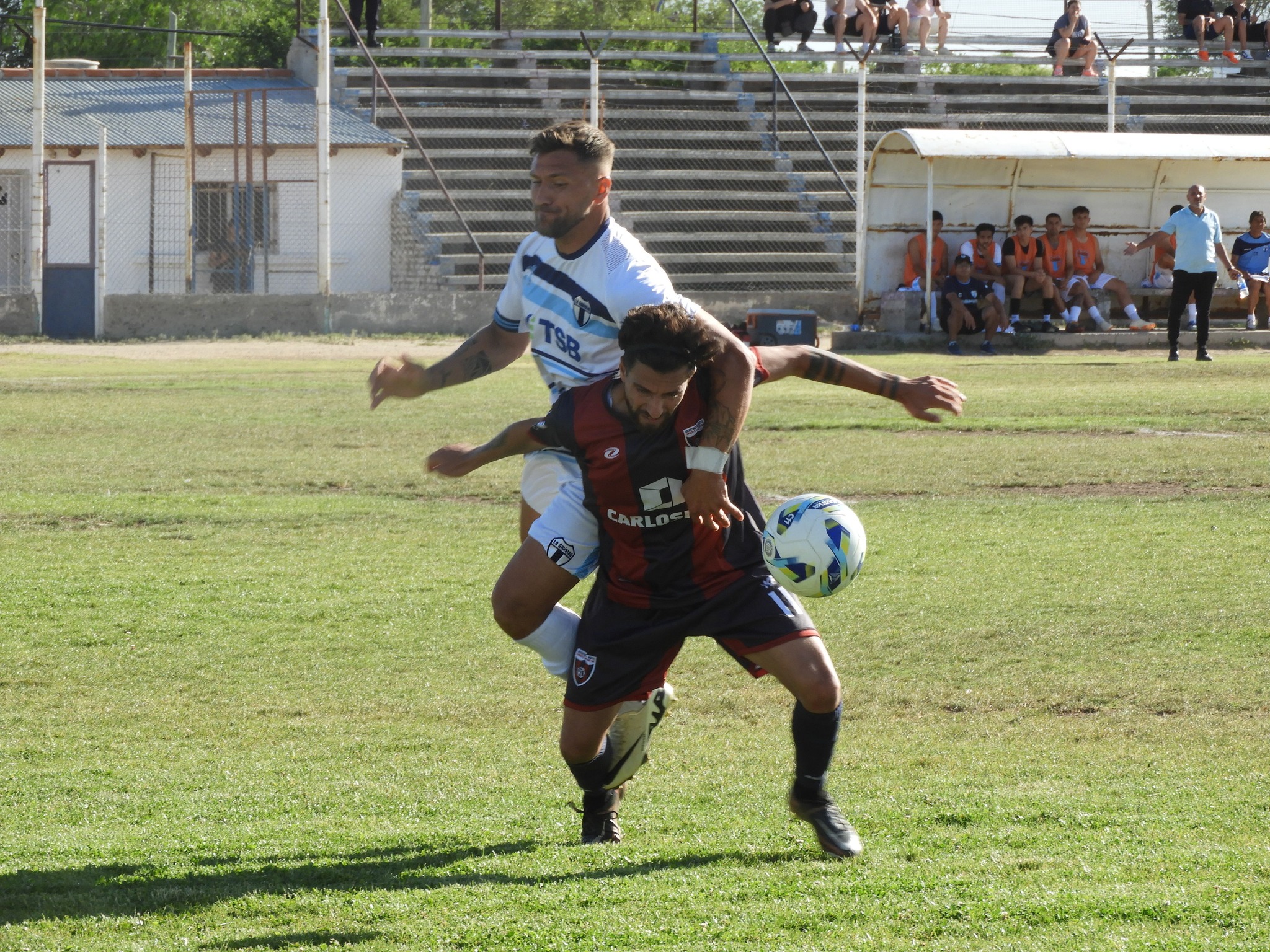 Argentinos del Norte y La Amistad empiezan a definir al campeón del Clausura. (Foto: Adrián Hernández/Manantial Deportivo)