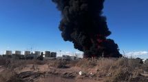 Imagen de Incendio en una planta de residuos de Vaca Muerta: habló la empresa y estudian el impacto ambiental