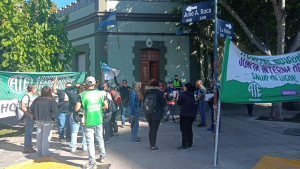 Protesta en Casa de Gobierno de Neuquén: ¿Qué reclamó el gremio ATE?