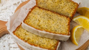 Cómo hacer este esponjoso budín de naranja y amapola: ¡una tentación irresistible!