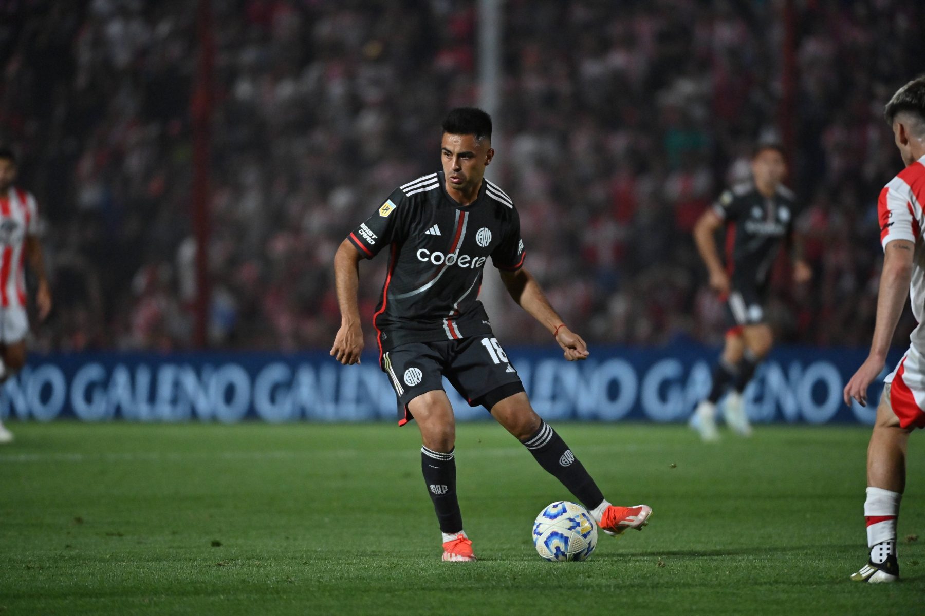 El Pity Martínez se lució con una gran asistencia a Colidio. (Foto: @RiverPlate)