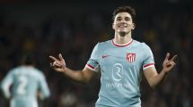 Imagen de Julián Álvarez, golazo de tiro libre y doblete para el Atlético Madrid en la Champions League