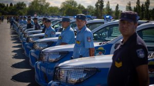 Por qué hay tantos patrulleros de la Policía en el centro de Neuquén: el motivo de las sirenas