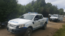 Imagen de Cuatro detenidos por intento de usurpación en Bariloche: una mujer y sus hijos fueron amenazados