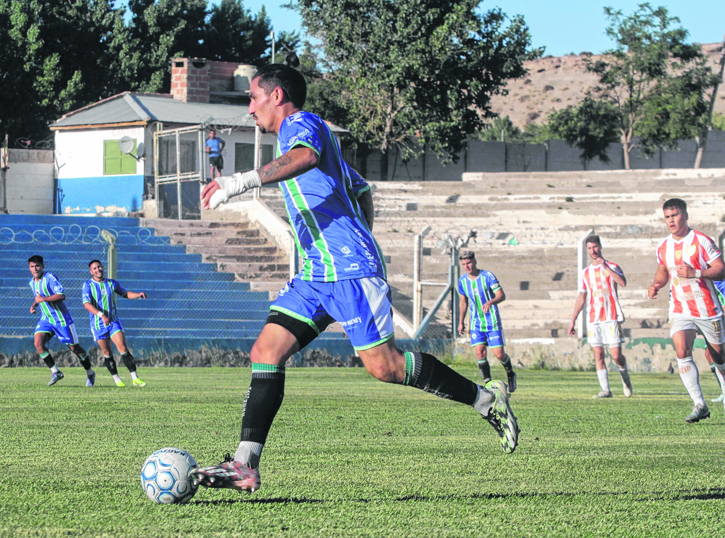 Maronese será local de La Amistad, en un duelo de punteros. 