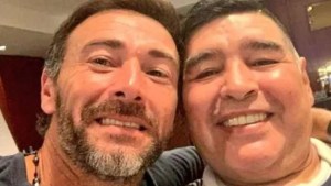 Kily González se emocionó al recordar a Diego Maradona: «Para mí sigue vivo»