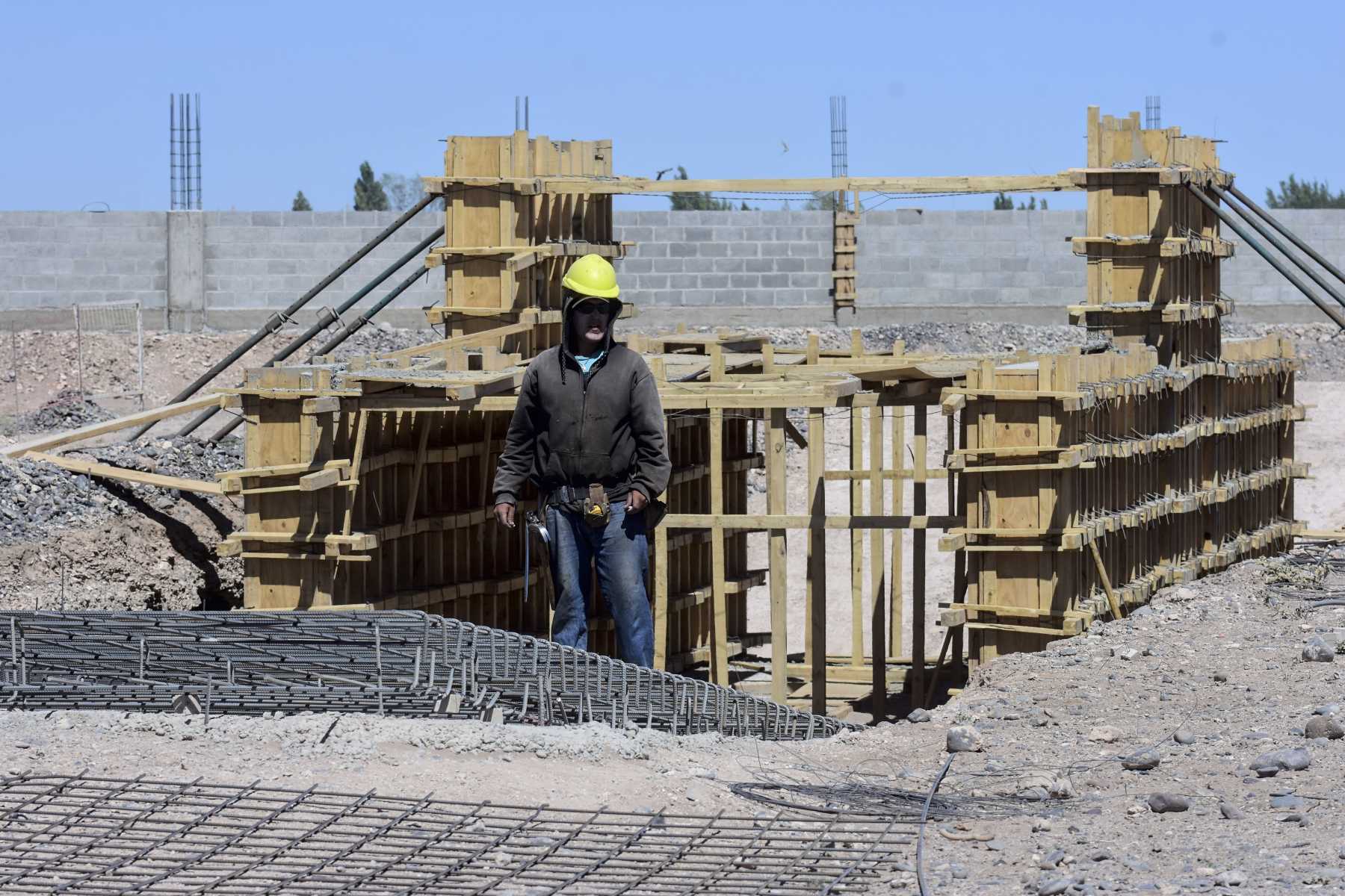 La planta de asfalto de Neuquén podrá producir 15 toneladas por hora. Foto: Cecilia Maletti.