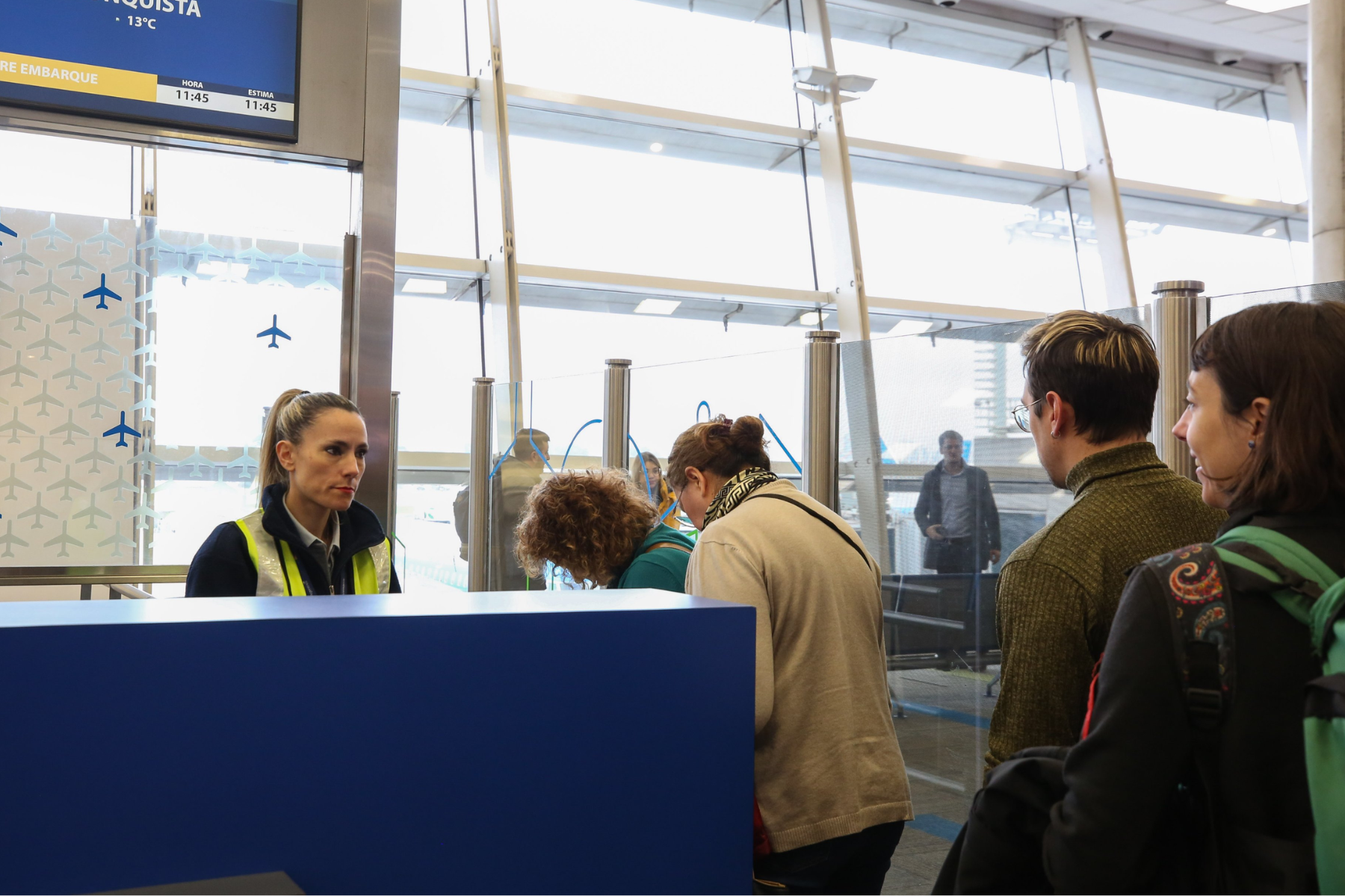 Representantes de Aerolíneas y gremios aeronáuticos lograron un acuerdo tras largas negociaciones.
