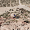 Imagen de Video| Una mujer cayó en la barda de Plottier cuando hacía trekking y fue rescatada a 70 metros de altura