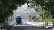 Imagen de Polémica en una ciudad del Alto Valle por la restricción de los camiones de Vaca Muerta: «Insólito»