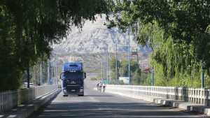 Polémica en una ciudad del Alto Valle por la restricción de los camiones de Vaca Muerta: «Insólito»