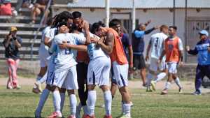 La Amistad aplastó a Maronese por 6-2 y se clasificó a los cuartos del Regional Amateur