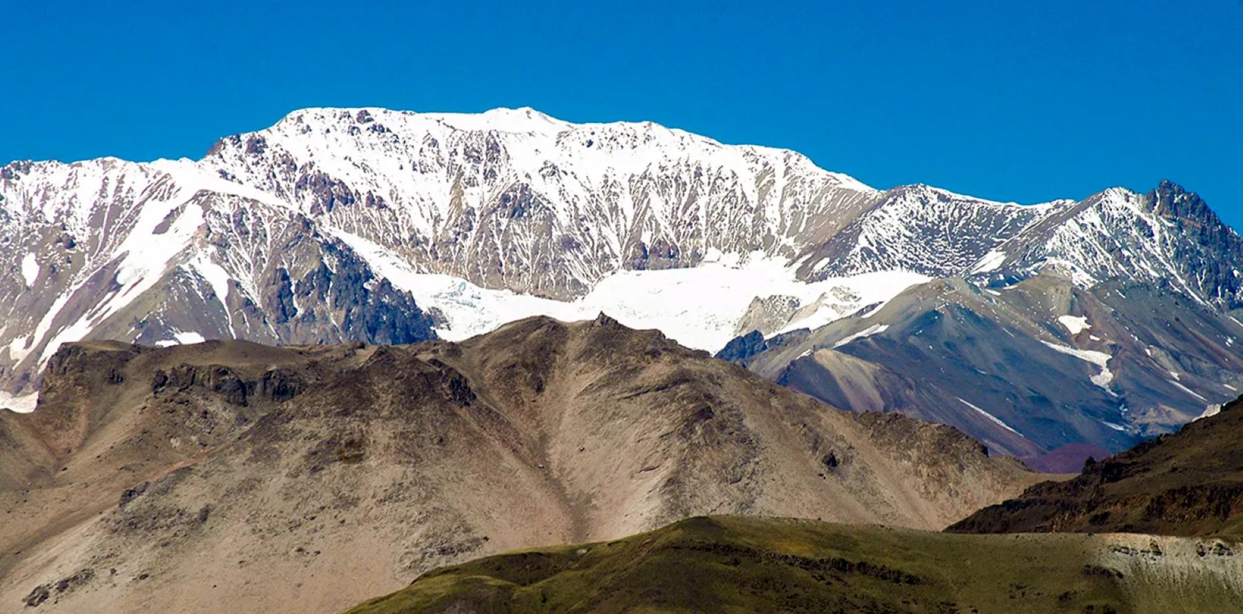 Suman tecnología para controlar el volcán Domuyo y el área circundante