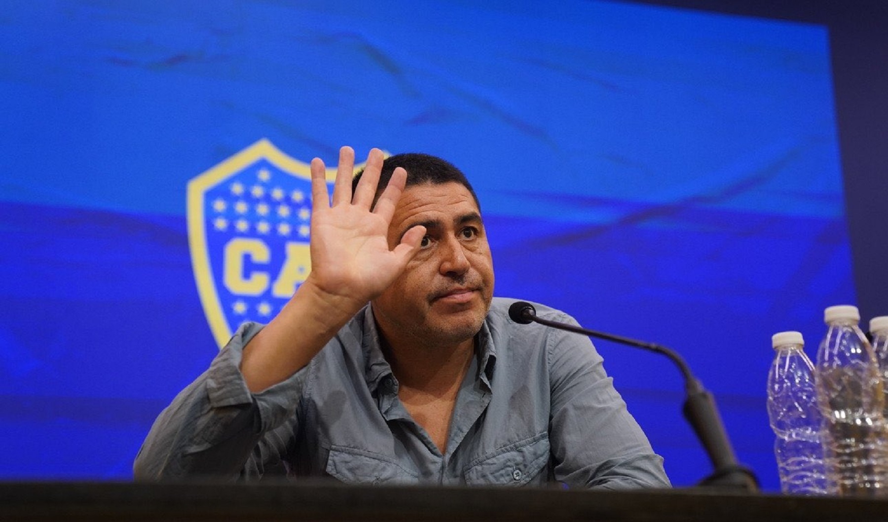 Juan Román Riquelme tentó a un entrenador brasileño para que dirija a Boca.