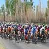 Imagen de Ya se corre la primera etapa de la Vuelta al Valle de ciclismo en Allen