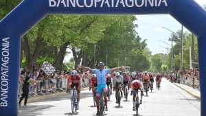 El neuquino Alejandro Quilci se quedó con la primera etapa de la Vuelta al Valle