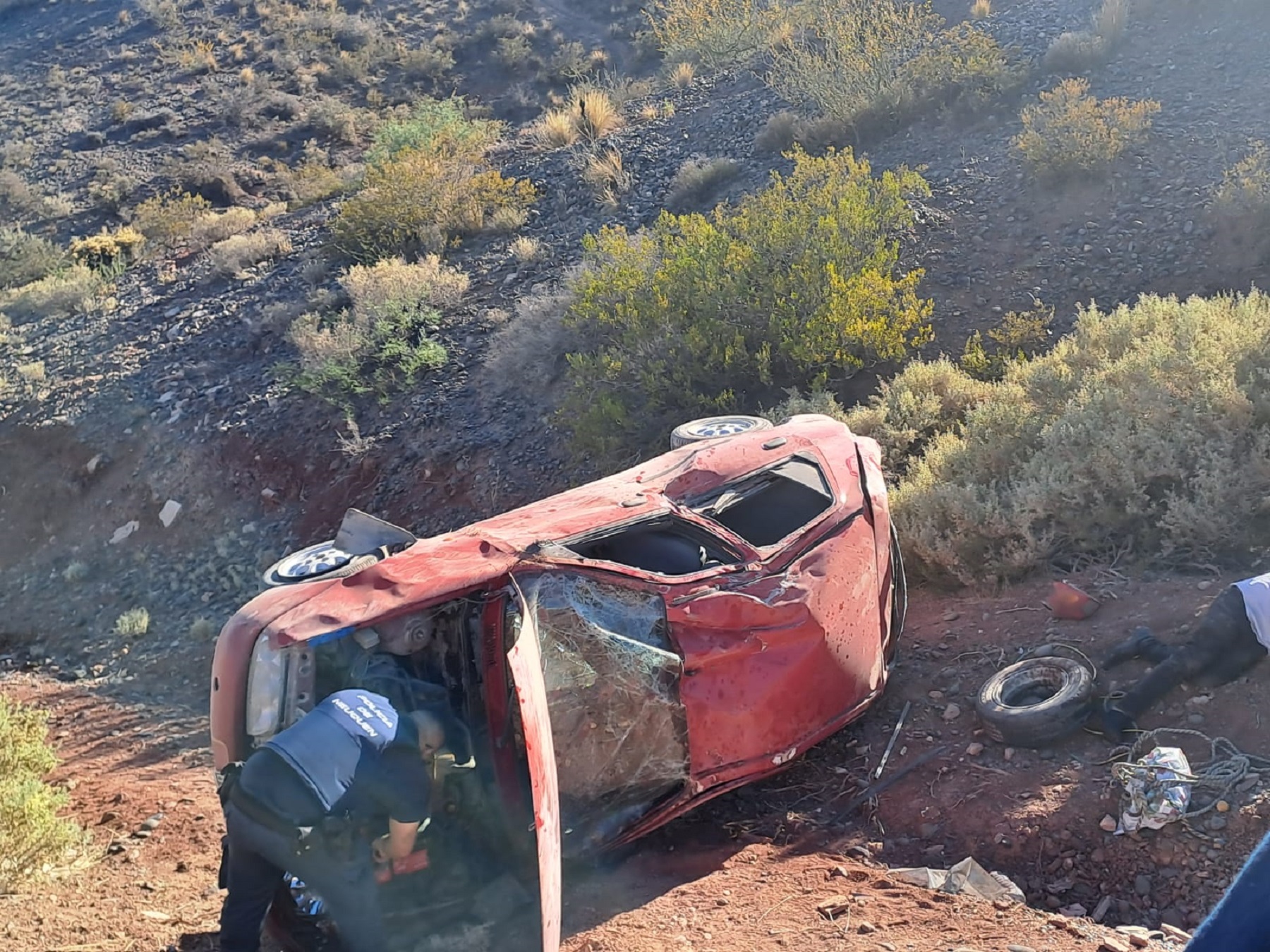 Vuelcos sobre Ruta 7, entre Neuquén y Centenario. (Gentileza)