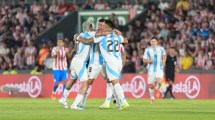 Imagen de Argentina recibe a Perú en La Bombonera por las Eliminatorias: hora, TV y formaciones