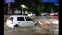 Imagen de Calles y casas inundadas en Cutral Co por una intensa tormenta este martes: preparan evacuaciones