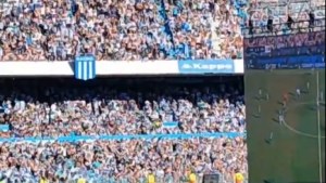 Racing llenó dos canchas el mismo día: así se vivió el gol de Martinera en el Cilindro