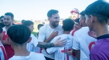 Imagen de El conmovedor gesto de Lionel Messi con los juveniles de Unión: «El sueño de todos»