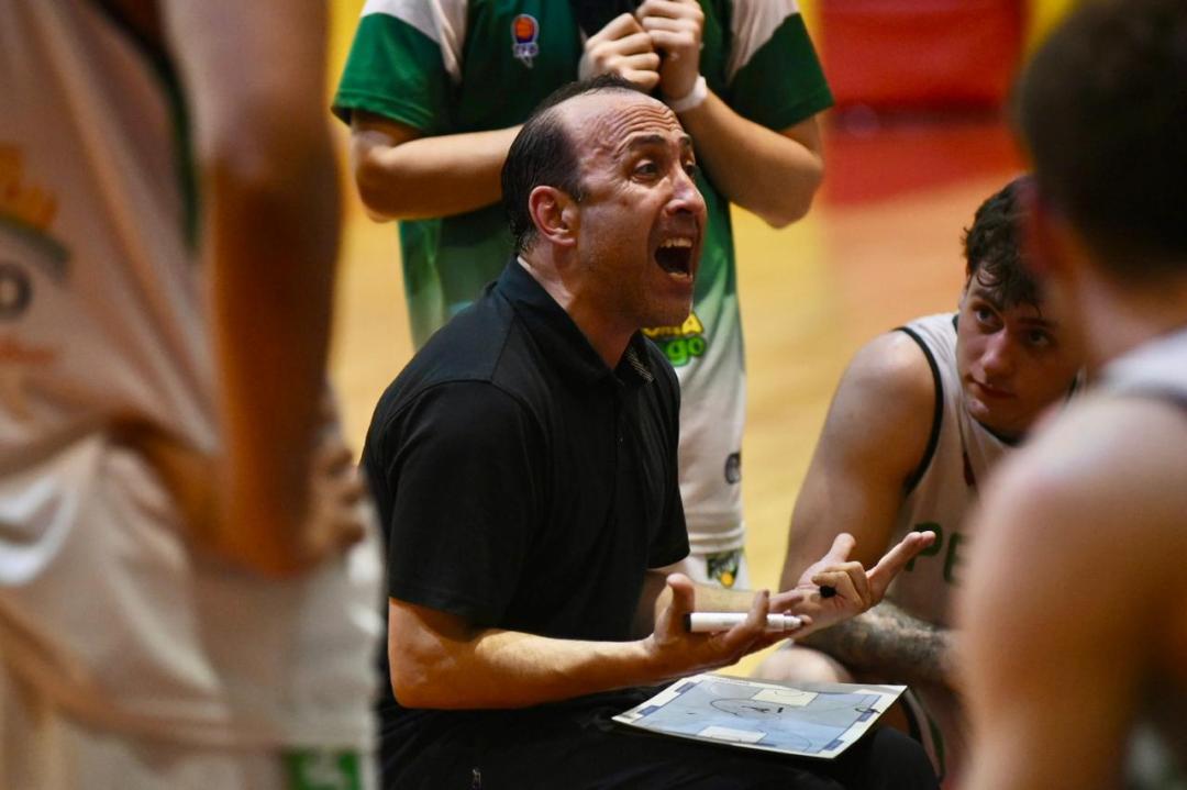 Perfora beats Spanish Central, one step away from pre-federal basketball title: Best photos