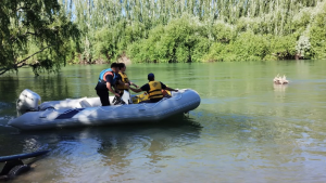 Rescataron en Cipolletti a un hombre que estaba a punto de ahogarse en el río Neuquén