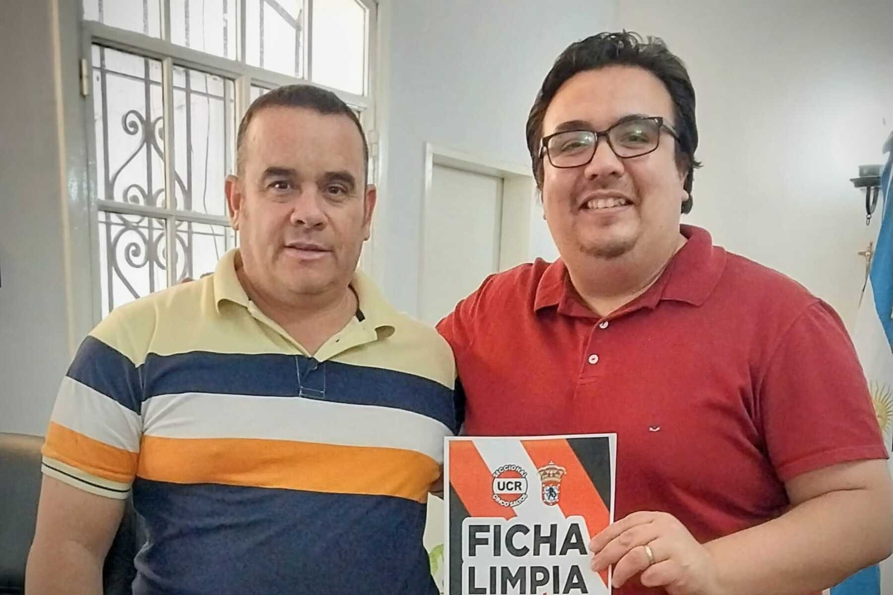 Ficha Limpia en Cinco Saltos. Gentileza.