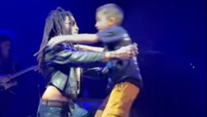 Conocé a Augusto, el nene de Neuquén que subió al escenario con Lenny Kravitz