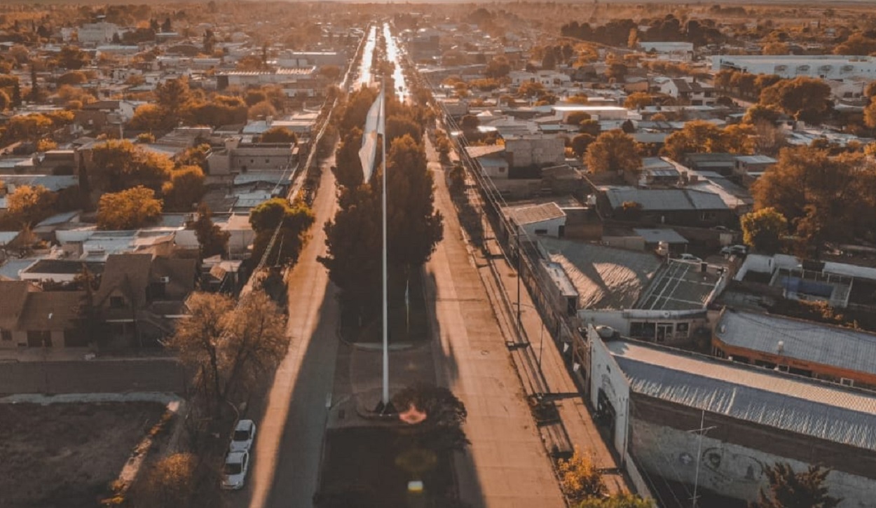 Ciudad de Catriel, cuna del petróleo en Río Negro.