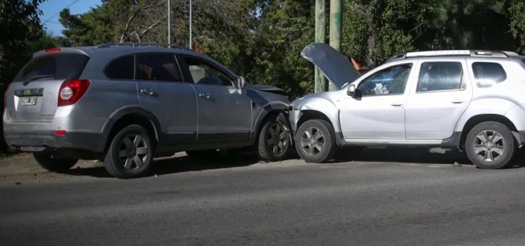 El siniestro vial, en el que participaron tres vehículos ocurrió en la avenida Bustillo de Bariloche.