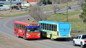 Viedma apura definiciones para el servicio de colectivos al balneario El Cóndor