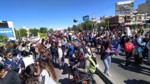 Imagen de Estatales contra Quintriqueo se movilizan en Neuquén este miércoles: evalúan cortes de calles