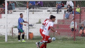 Deportivo Roca quedó afuera e Independiente bajó a Maronese: resultados y tablas del Regional Amateur