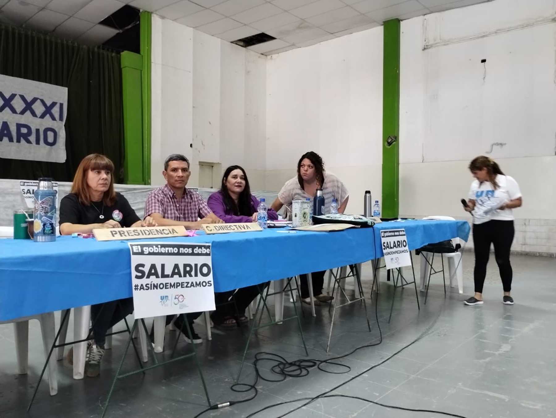 Unter analizó la situación con el Gobierno en su Congreso de Huergo y definió un nuevo paro. Foto: gentileza