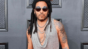 Lenny Kravitz comió en Villa Crespo y se sacó foto con los fans, antes de sus shows en el Movistar Arena